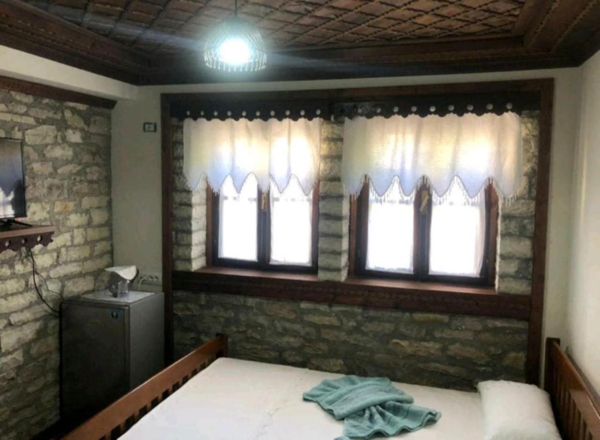 Miziriguesthouse Gjirokaster Exterior photo